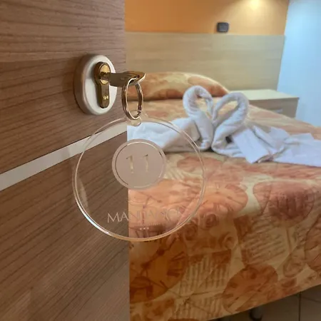Mandanici :borgo Marsalini 2.0 Guest house *