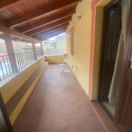Mandanici :borgo Marsalini 2.0 * Barcellona-Pozzo di Gotto