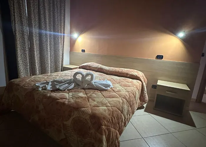 Mandanici :borgo Marsalini 2.0 Barcellona-Pozzo di Gotto